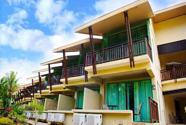 beringgis-beach-resort-sabah-malaysia-smart-hotel-door-lock