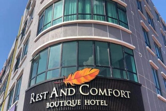 rest-and-comfort-boutique-hotel-terengganu-smart-hotel-door-lock-malaysia