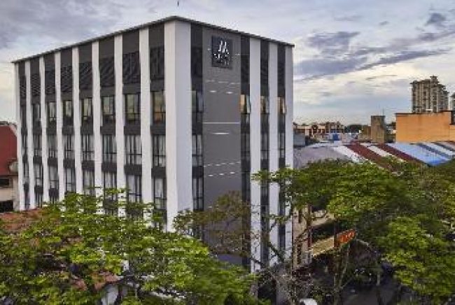 the-meritin-hotel-sarawak-smart-hotel-door-lock-malaysia